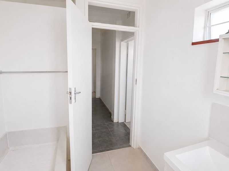 House For Sale in Highlands North, Johannesburg - Photo 9