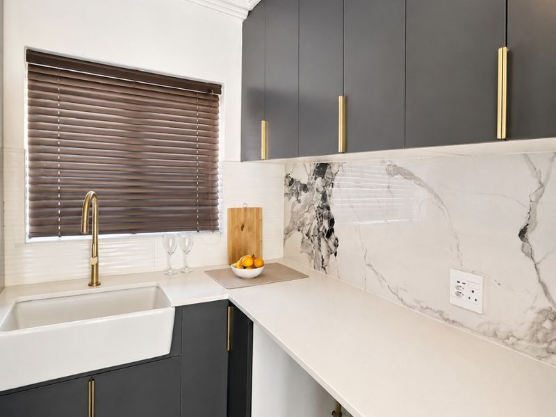 Beautifully Renovated Ground Floor Apartment with Exceptional Investment  |  Glenanda - Photo 5