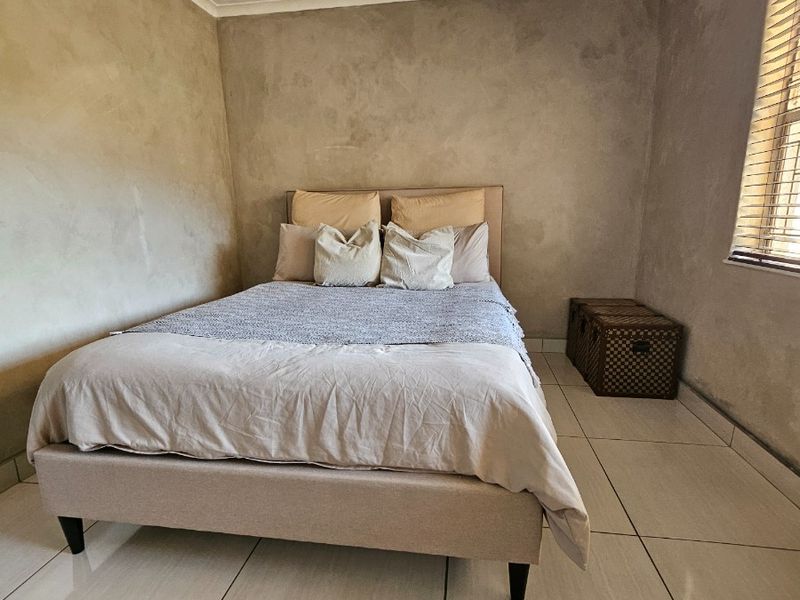 Beautifully Renovated Ground Floor Apartment with Exceptional Investment  |  Glenanda - Photo 8