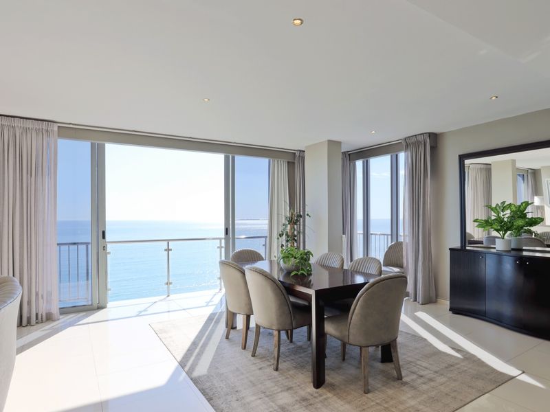 Luxury Beachfront Apartment For Sale - Photo 3