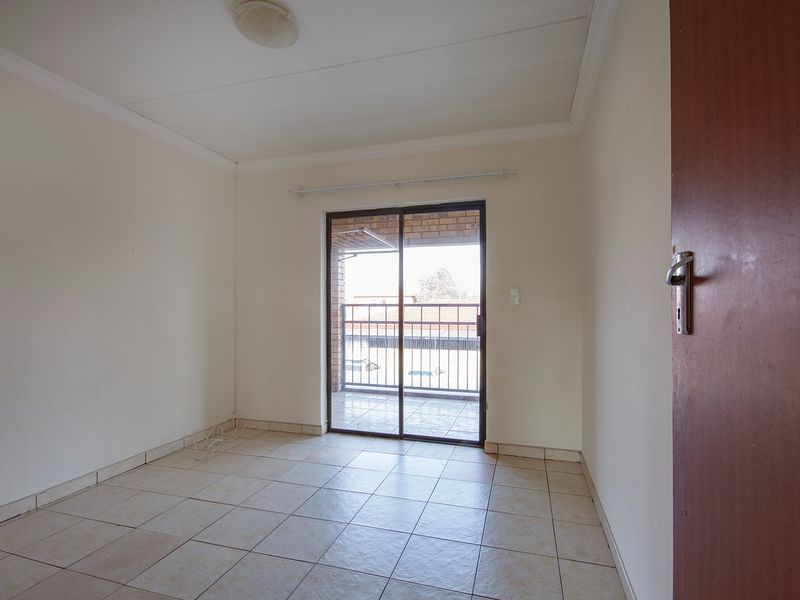 2 Bedroom Apartment to let Heidelberg Central - Photo 10