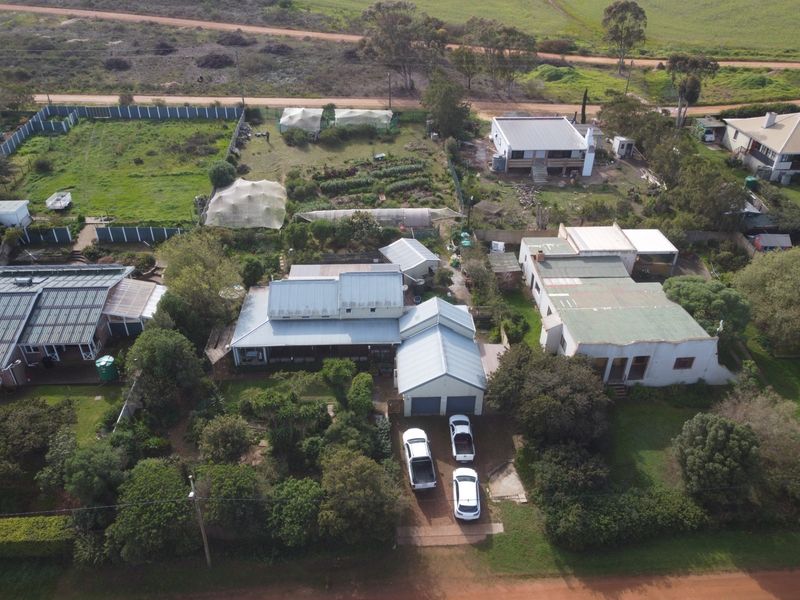 A RARE OFF-GRID LIFESTYLE ESTATE IN NAPIER - Photo 3