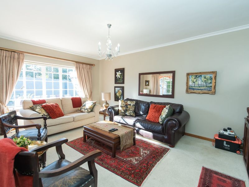 House For Sale in Broadwood, Port Elizabeth - Photo 2