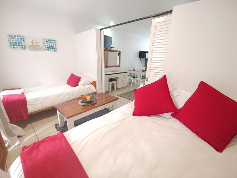This neat and fully furnished 2-bedroom apartment is the perfect investment property - Photo 4