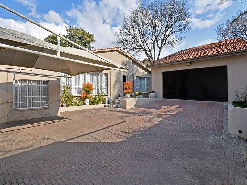 4 Bedroom freestanding House in Blairgowrie - Photo 8