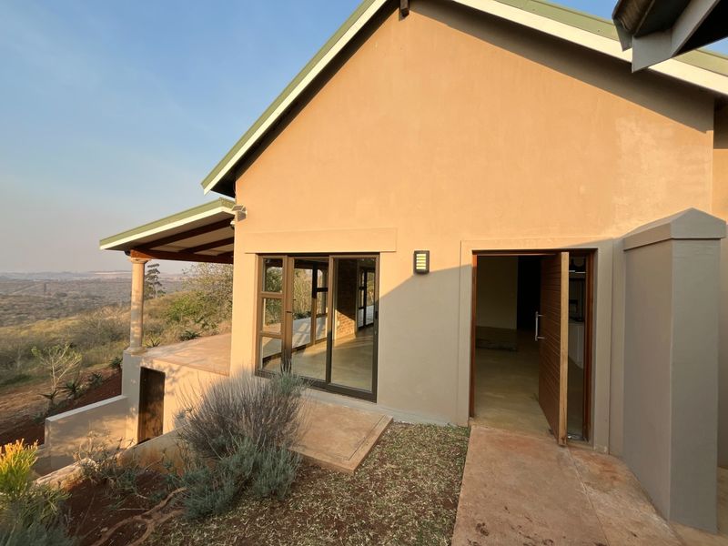 House For Sale in Camperdown, KwaZulu Natal - Photo 2