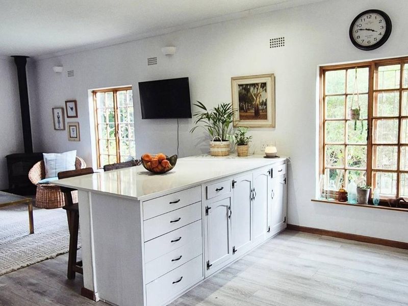 Your Own Private Montagu Retreat - With the Flexibility to Earn While You Are Away - Photo 6