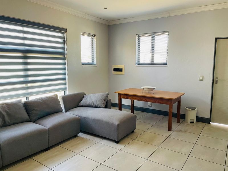 Apartment For Sale in Menlo Park, Pretoria - Photo 3