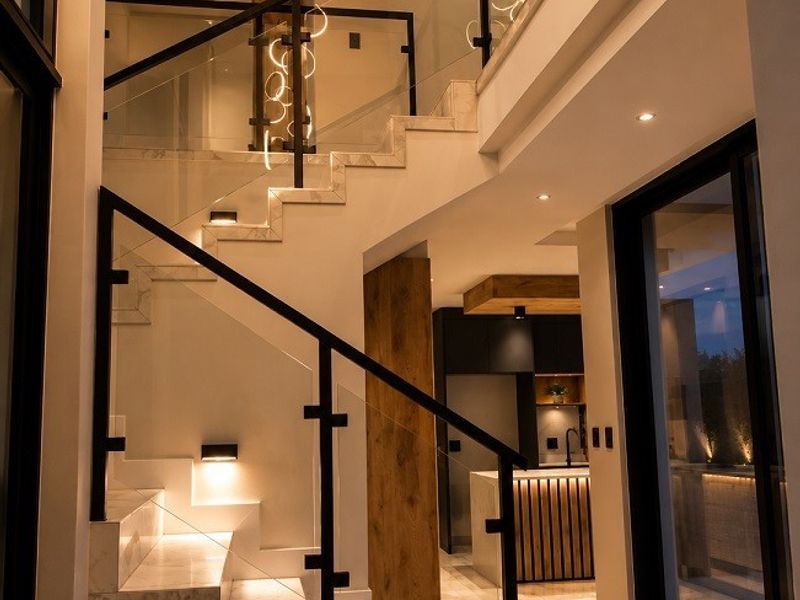 Luxury 4 Bedroom House For Sale in Fountainbrook Estate, Midstream Estate, Centurion - Photo 9