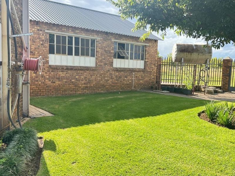 Small Holding For Sale in Ebner On Vaal, Vanderbijlpark - Photo 9