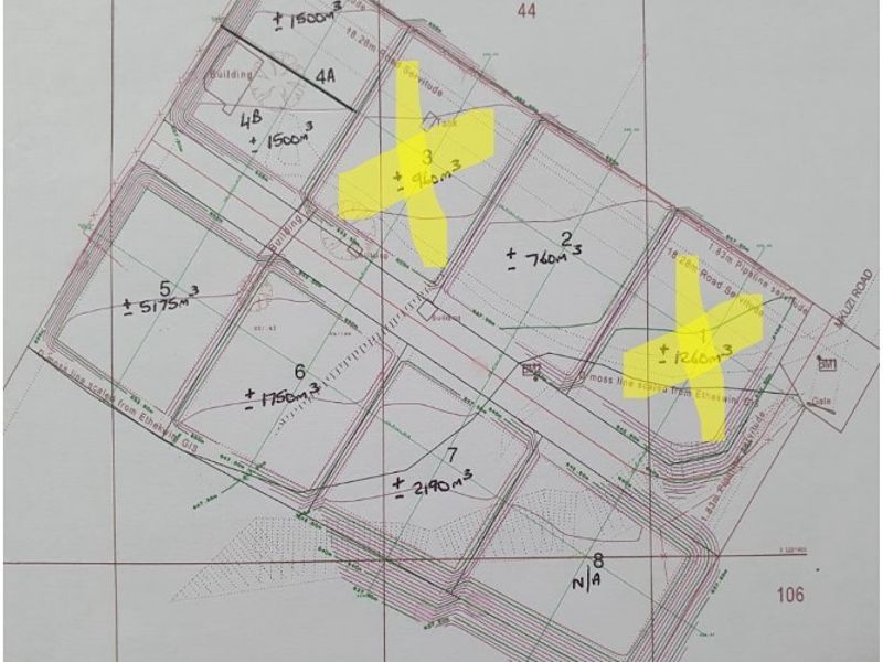 A site layout plan showing land parcels, pipeline and road servitudes, and access points for the agricultural property.