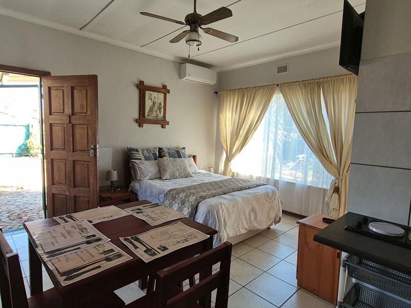 Guest House For Sale in Potchefstroom Central, Potchefstroom, North West - Photo 4