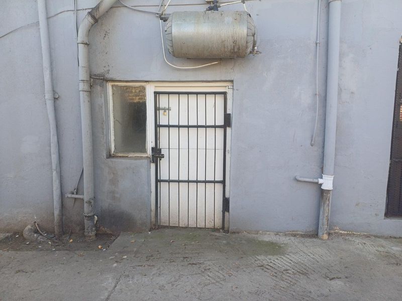 Commercial Property For Sale in Ladismith - Photo 9