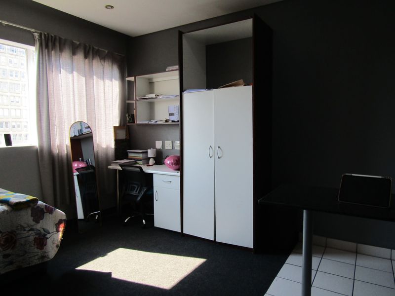 Studio For Sale in Braamfontein, Johannesburg - Photo 5