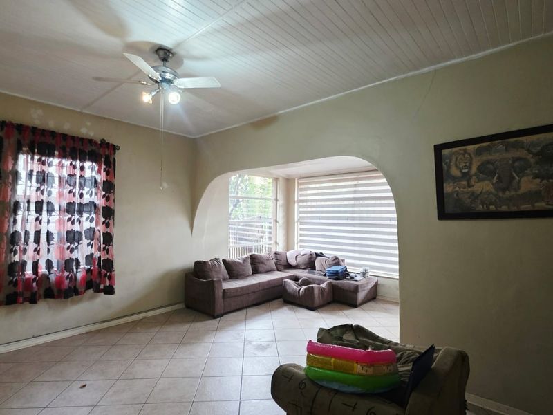 House For Sale in Mayville, Pretoria - Photo 8