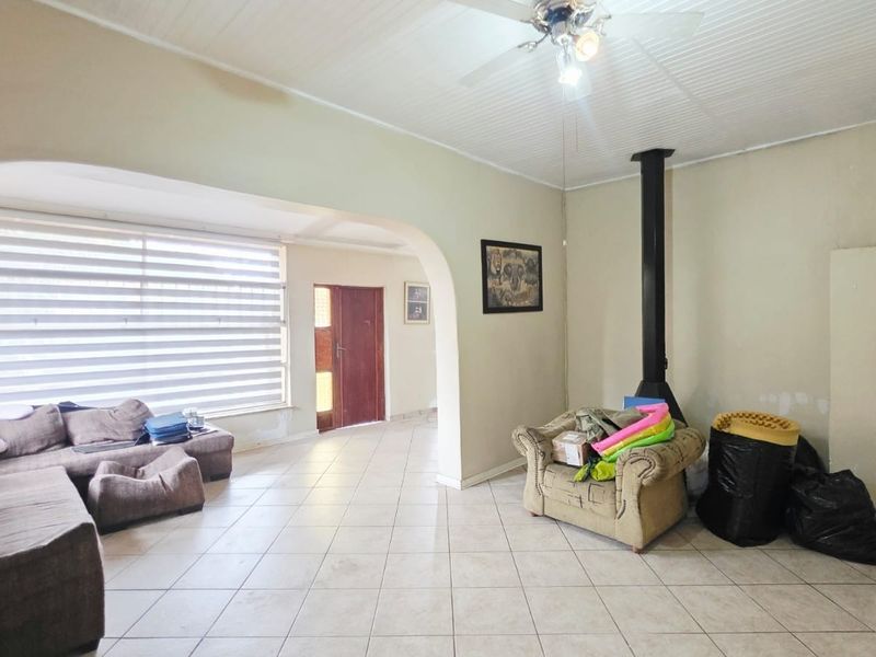 House For Sale in Mayville, Pretoria - Photo 9