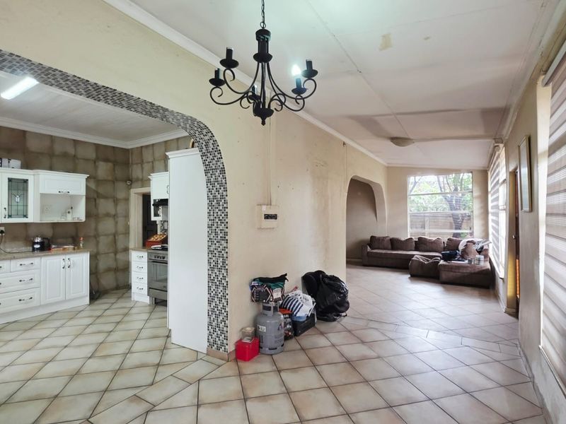 House For Sale in Mayville, Pretoria - Photo 4