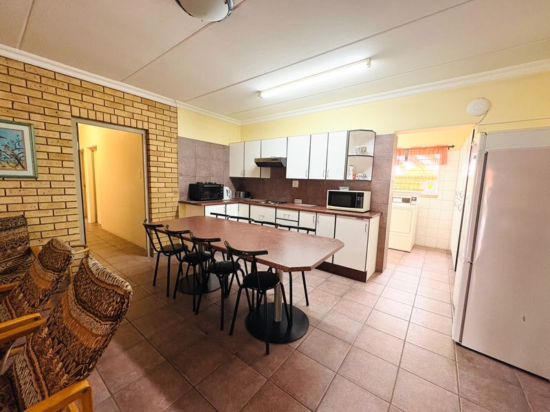 16 Bedroom Apartment Building For sale in Die Hoewes - Photo 5