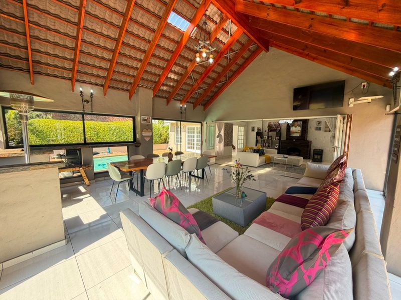 Space, Sunshine and Endless Family Potential in River Club - Photo 5