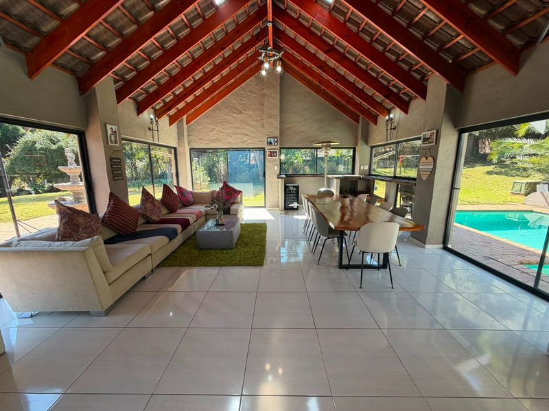 Space, Sunshine and Endless Family Potential in River Club - Photo 6