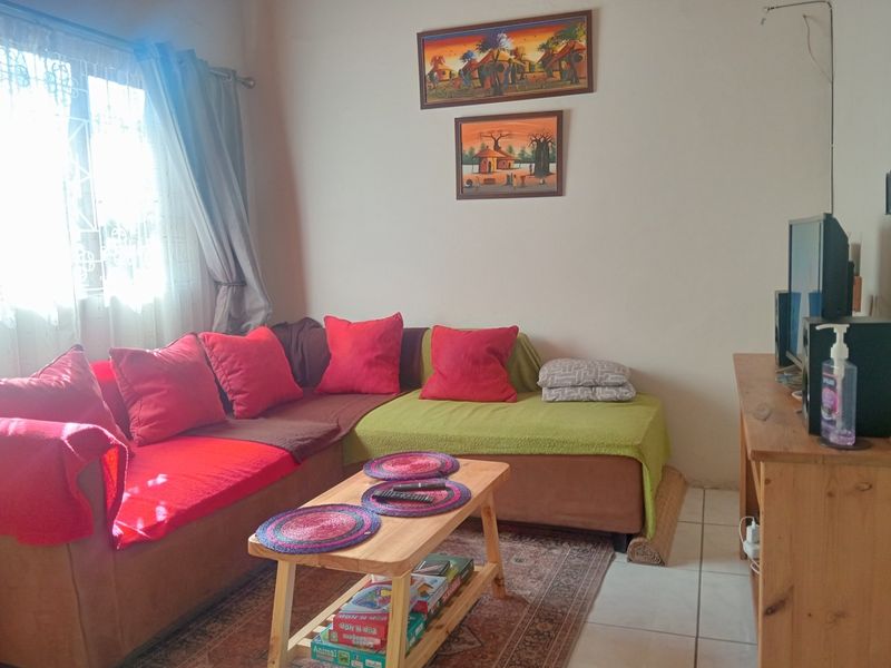 2-Bedroom Home In Mdantsane with Double Garage - Photo 8