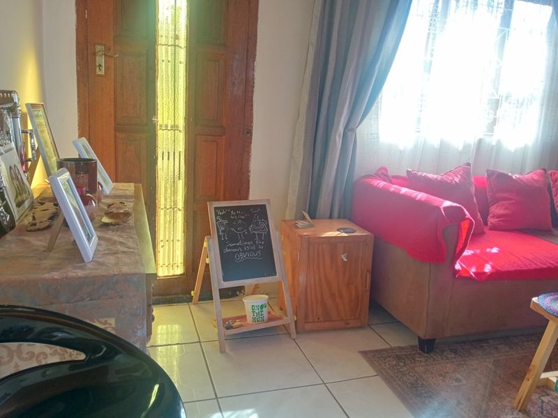 2-Bedroom Home In Mdantsane with Double Garage - Photo 10
