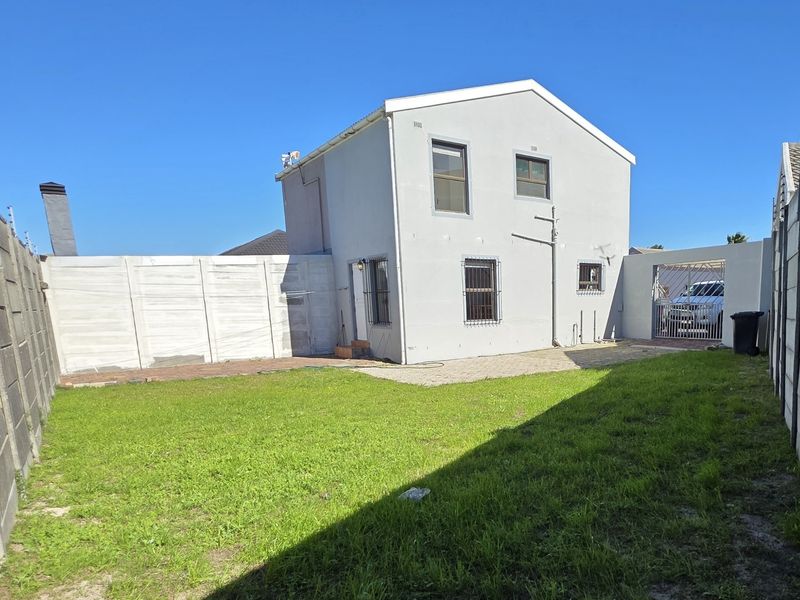 Secure Village living in Ottery, Cape Town - Photo 2