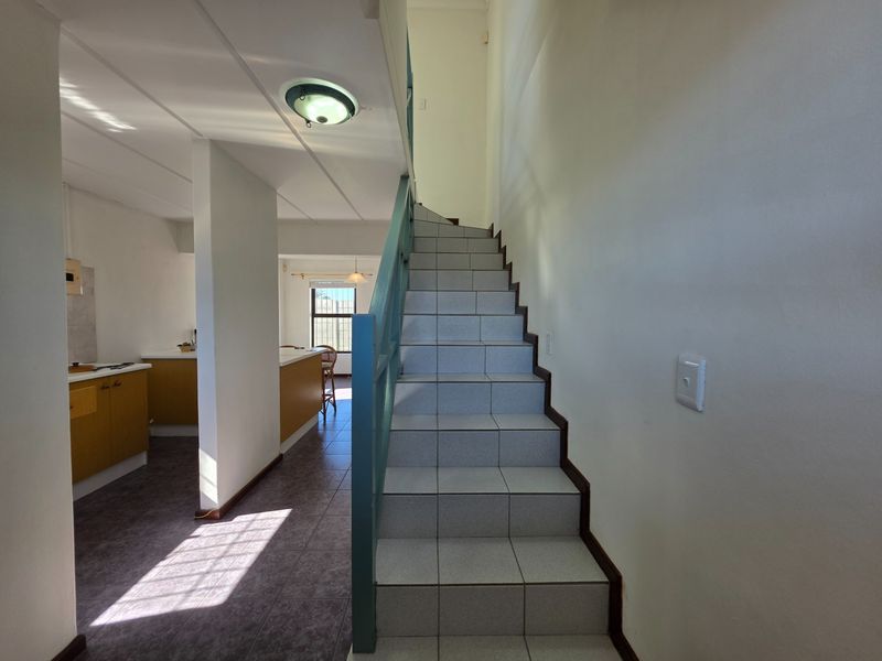 Secure Village living in Ottery, Cape Town - Photo 4