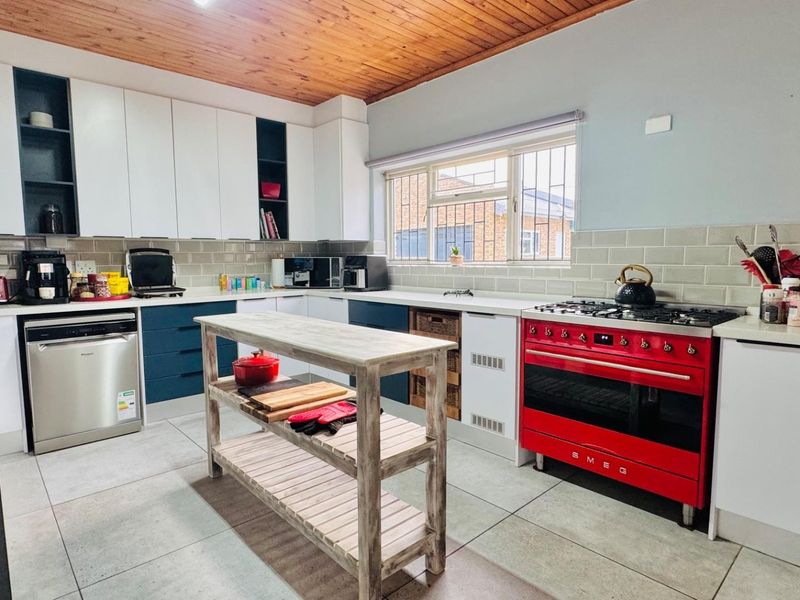 Single-Level Coastal Living in the Heart of Hartenbos - Photo 8
