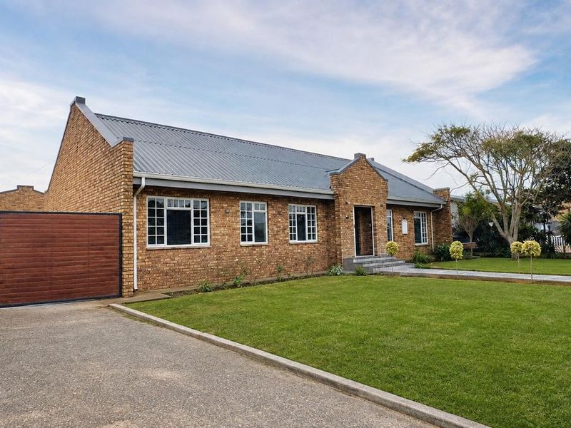Single-Level Coastal Living in the Heart of Hartenbos - Photo 3