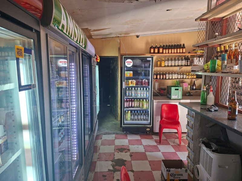 Commercial Building For Sale in Galeshewe, Kimberley - Photo 3