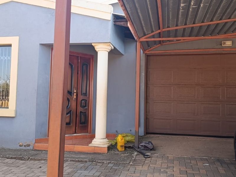 House For Sale in Danville, Pretoria - Photo 4