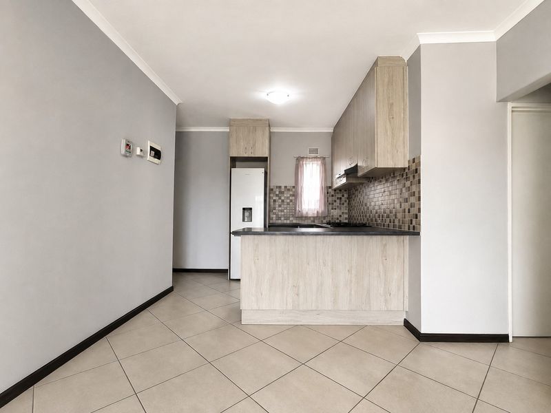 One of the Larger Apartments in Langley Hills (68m2) Two-Bedroom, Two-Bathroom For Sale - Photo 5