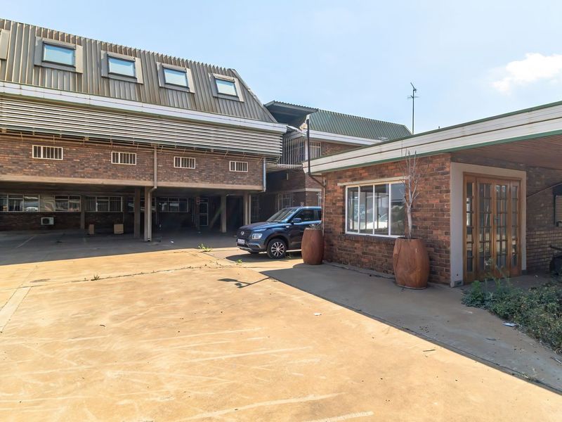 Commercial Property For Sale in Clayville Industria, Clayville, Kempton Park - Photo 10