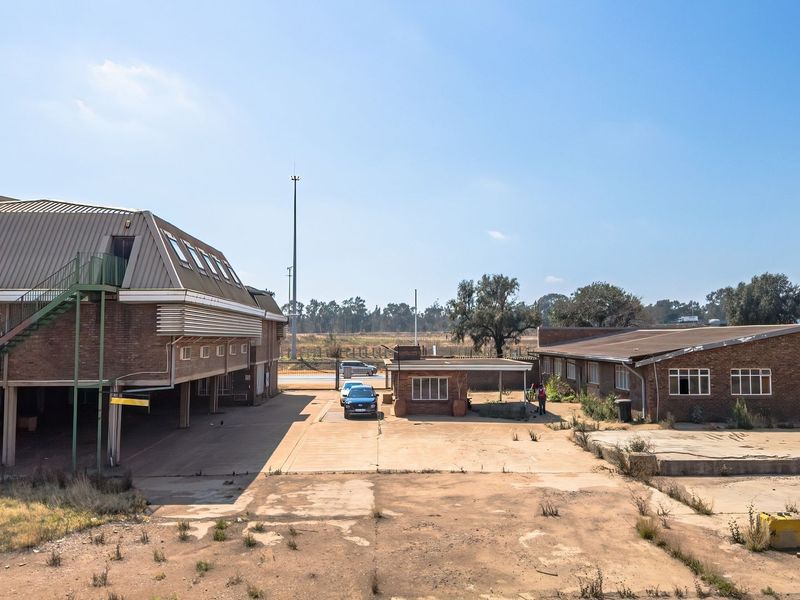 Commercial Property For Sale in Clayville Industria, Clayville, Kempton Park - Photo 4