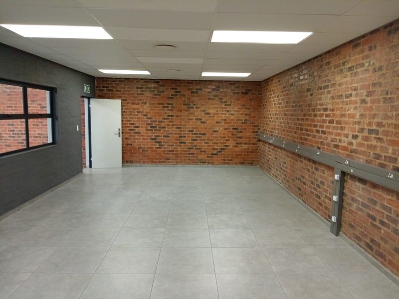Industrial Unit To Rent - Photo 5