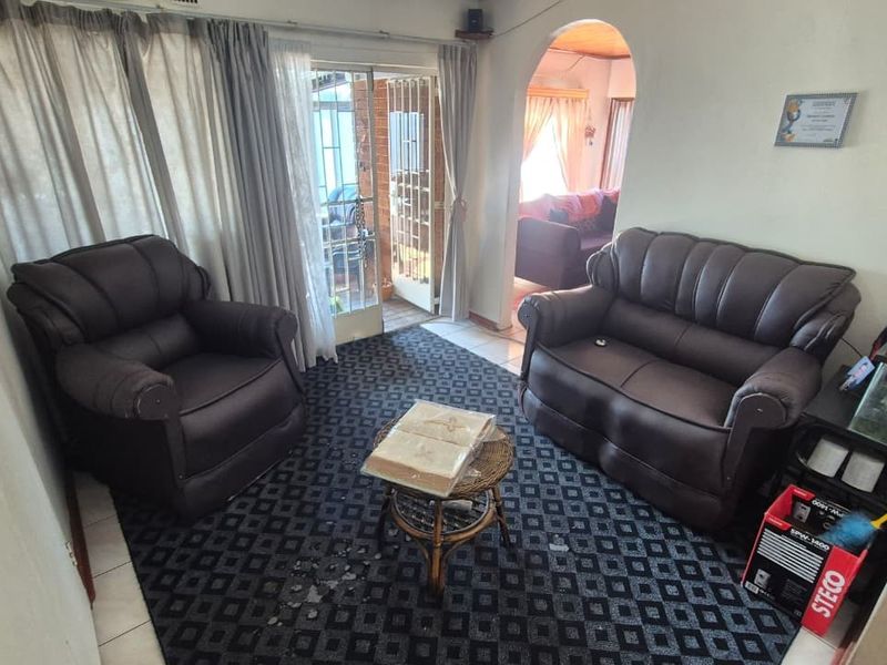 Family Home  in Dal Fouche - Photo 5