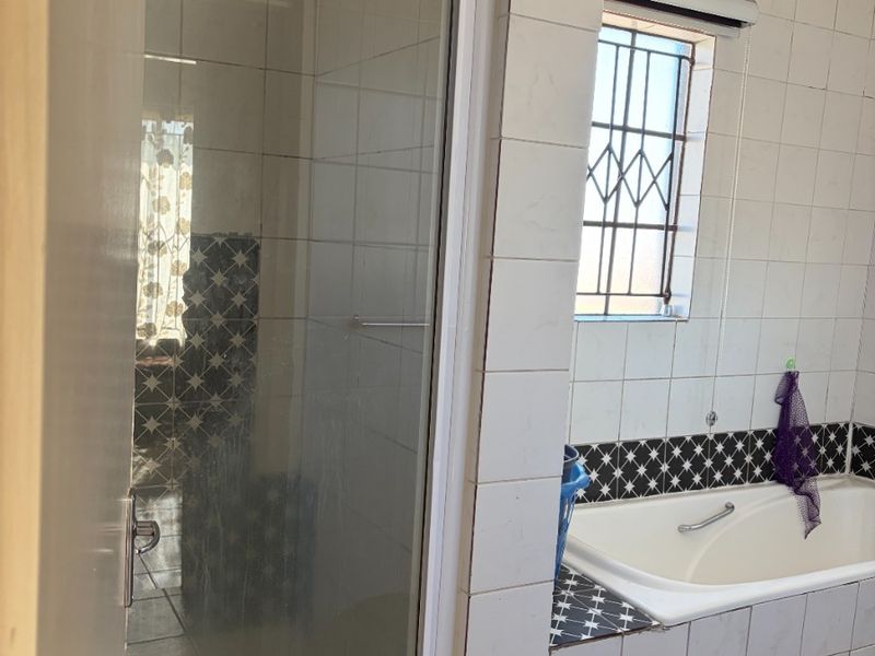 House For Sale in Cosmo City, Roodepoort - Photo 9