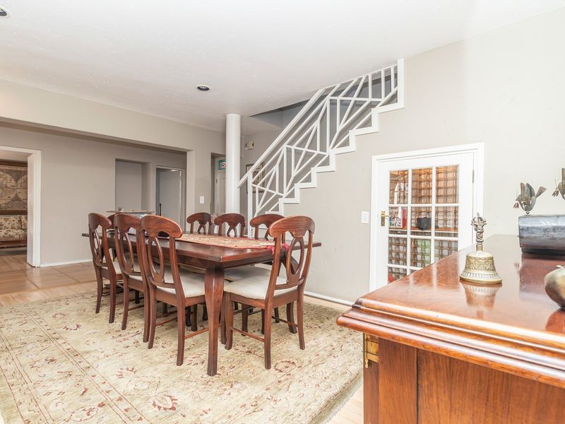 Immaculate 4 Bedroom Family Home with Pool, Backup Power And Water in Secure Woodmead Estate - Photo 3