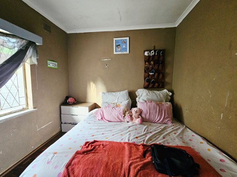 Fixer-Upper with Flatlet on 1,250m2 Stand  in Springfield - Photo 10