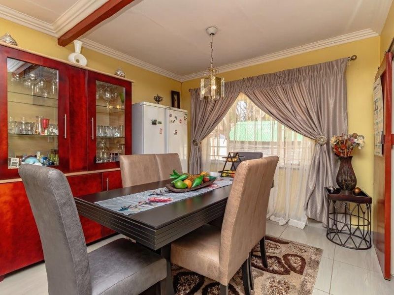 House For Sale in Birch Acres, Kempton Park - Photo 6
