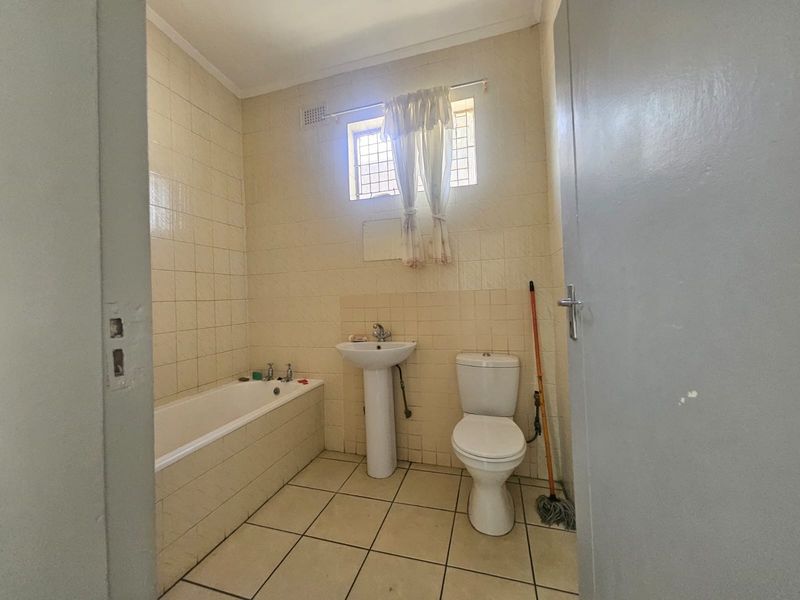 Commercial Property For Sale in Glenwood, Durban, KwaZulu Natal - Photo 9