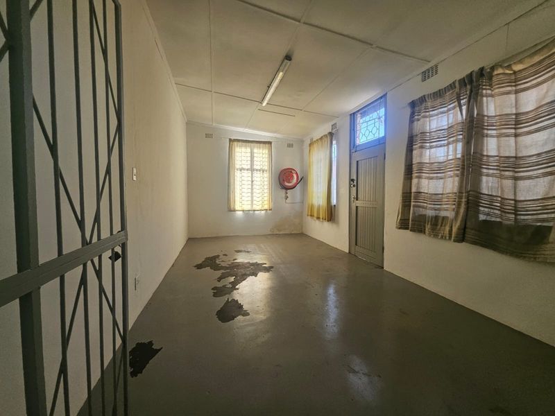 Commercial Property For Sale in Glenwood, Durban, KwaZulu Natal - Photo 2
