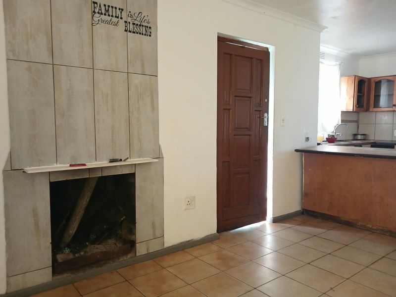 3 Bedroom Home For Sale in Hillcrest Heights, Blue Downs - Photo 6
