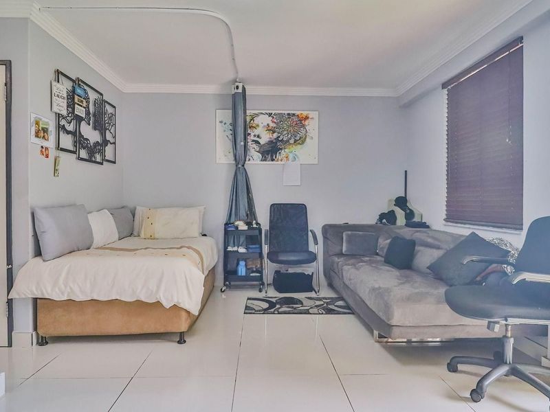 Townhouse For Sale in Morningside, Durban, KwaZulu Natal - Photo 10