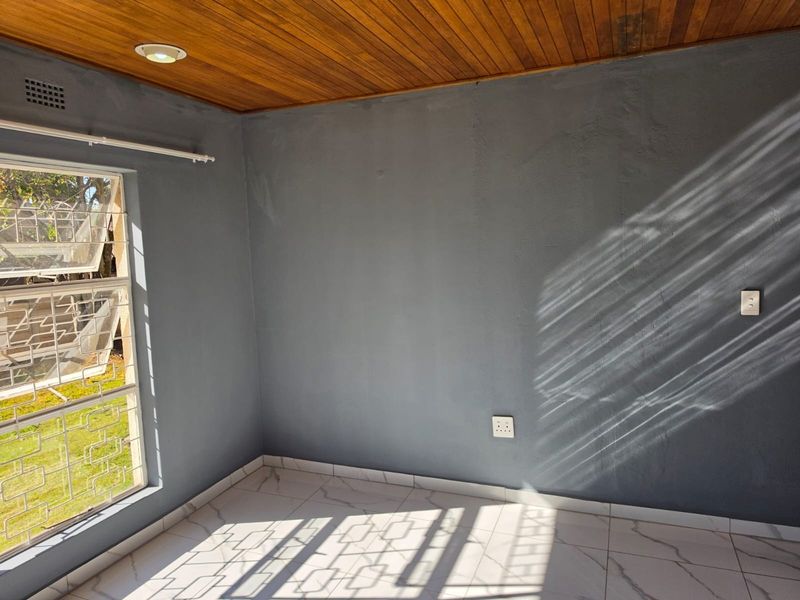 House To Rent in Bramley Manor, Johannesburg - Photo 8