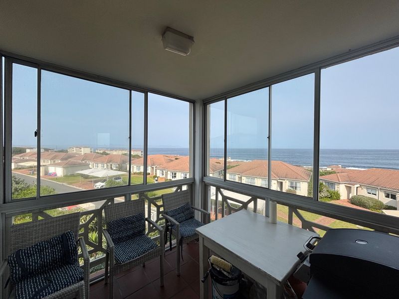 Apartment For Sale in Hermanus Beach Club, Hermanus - Photo 8