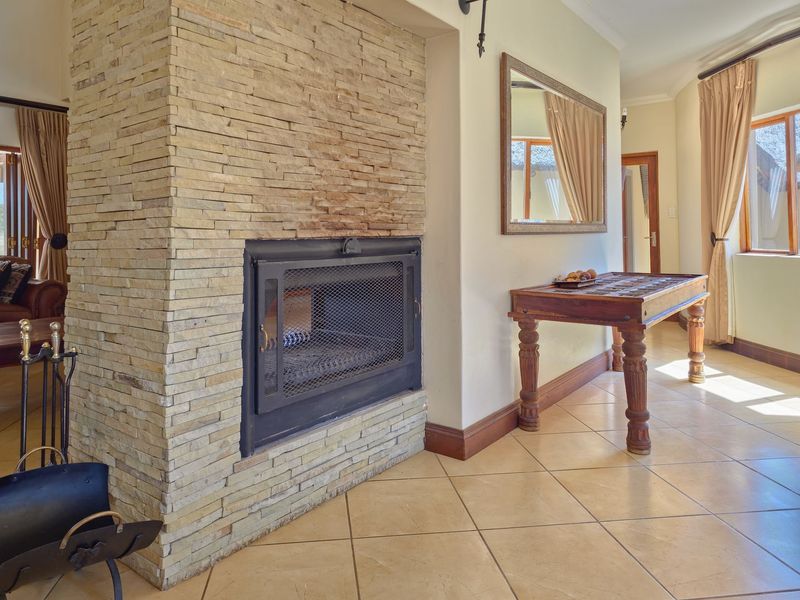 Five Bedroom Safari Lodge on Zebula Golf Estate and Spa - Photo 8