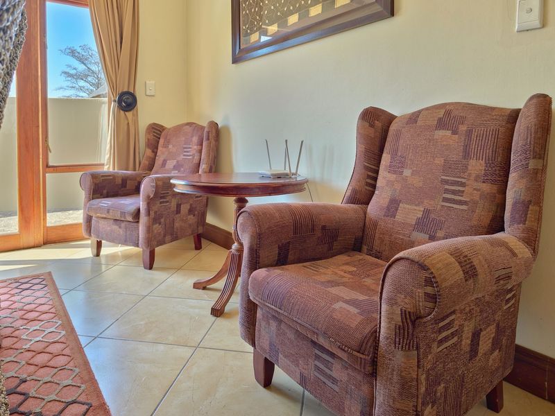 Five Bedroom Safari Lodge on Zebula Golf Estate and Spa - Photo 7