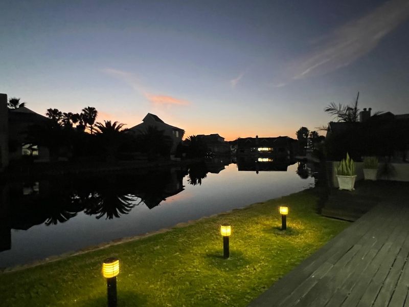 House For Sale in Marina Martinique, Jeffreys Bay - Photo 8